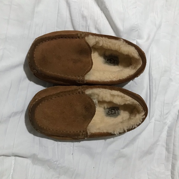 UGG® Tasman II Kids UGG Kids Boys Girls Original Ascot Slippers Chestnut Shoes Sheepskin Fur Size 13